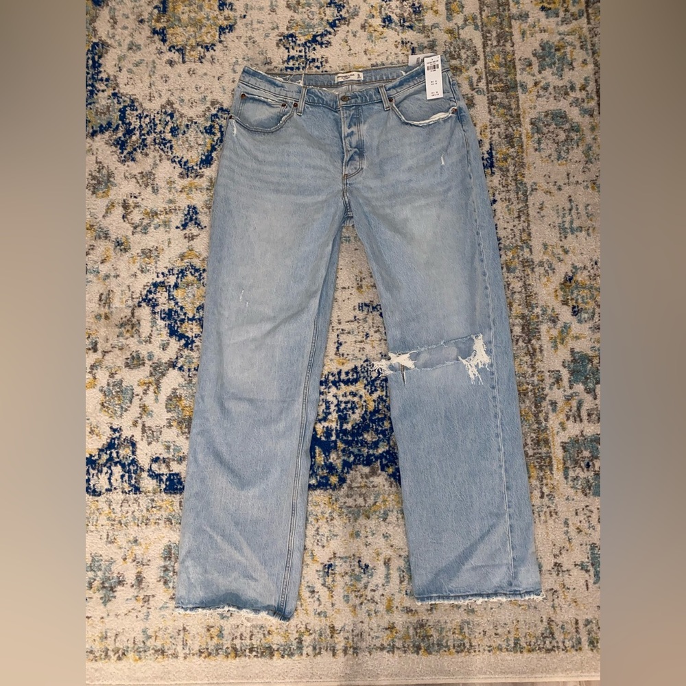 NWT Abercrombie & Fitch The 90s Baggy Low Rise Jeans